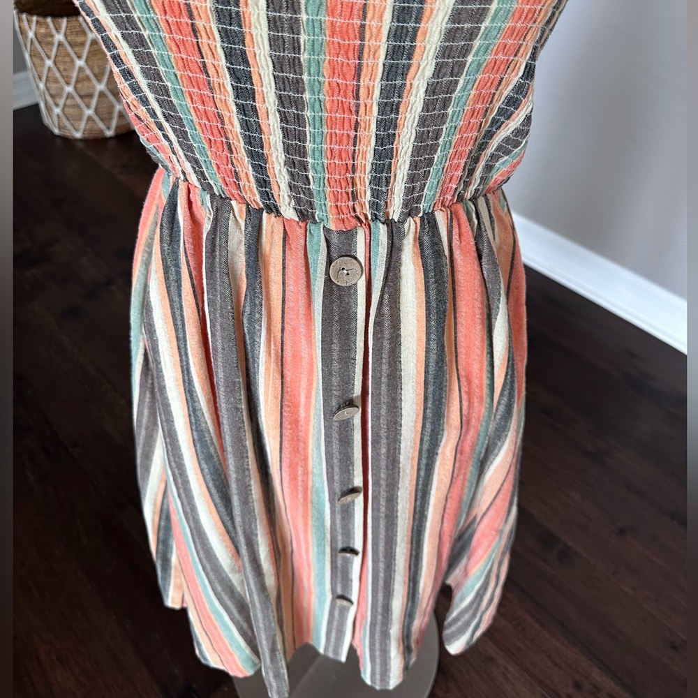 Boutique x Royal & Reese Cotton Smocked Midi Striped Dress Large - Picture 2 of 9